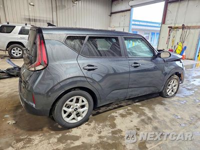 Trzecie zdjęcie samochodu z tyłu: 2025 KIA SOUL LX VIN:KNDJ23AU2S7260458 - miniatura