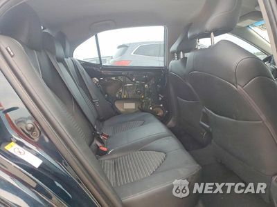 Zdjęcie 10 z 13 samochodu: 2018 TOYOTA CAMRY SE VIN:4T1B11HK3JU613463 - miniatura