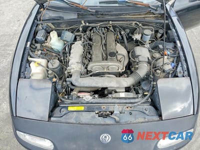 Zdjęcie 11 z 12 samochodu: 1994 MAZDA MX-5 MIATA VIN:JM1NA3532R0509480 - miniatura