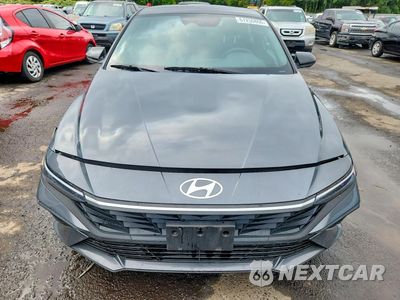 Piąte zdjęcie samochodu w środku: 2025 HYUNDAI ELANTRA SEL SPORT VIN:KMHLM4DG9SU891459 - miniatura