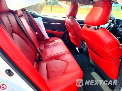 Zdjęcie 10 z 13 samochodu: 2019 TOYOTA CAMRY XSE VIN:4T1B61HK3KU242064 - miniatura