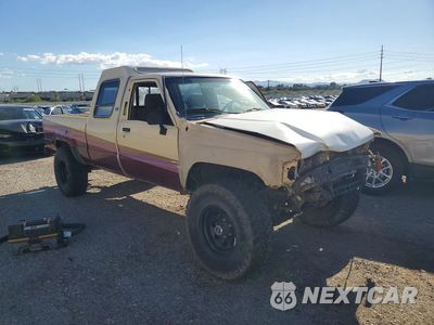 Czwarte zdjęcie samochodu z boku: 1986 TOYOTA PICKUP RN63 STD VIN:JT4RN63R7G0074158 - miniatura
