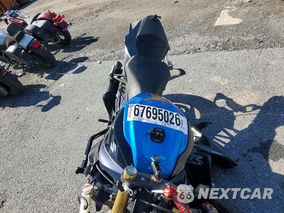 Piąte zdjęcie samochodu w środku: 2011 SUZUKI GSX750 VIN:JS1GR7MA3B2103236 - miniatura