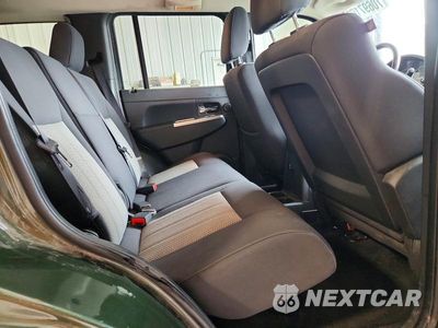 Zdjęcie 11 z 13 samochodu: 2009 JEEP LIBERTY LIMITED VIN:1J8GN58K69W512125 - miniatura
