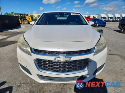 Piąte zdjęcie samochodu w środku: 2015 CHEVROLET MALIBU 1LT VIN:1G11C5SL4FF343263 - miniatura