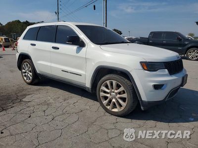 Czwarte zdjęcie samochodu z boku: 2017 JEEP GRAND CHEROKEE LIMITED VIN:1C4RJEBGXHC731279 - miniatura