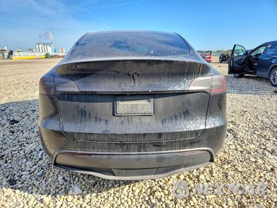 Zdjęcie 6 z 13 samochodu: 2023 TESLA MODEL Y VIN:7SAYGAEE9PF588178 - miniatura