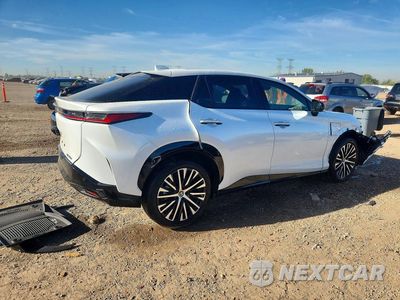 Trzecie zdjęcie samochodu z tyłu: 2026 LEXUS RZ 350E PREMIUM VIN:JTJBDADB3TA003047 - miniatura