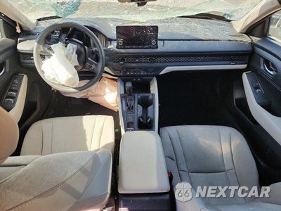 Zdjęcie 8 z 12 samochodu: 2025 HONDA ACCORD LX VIN:1HGCY1F25SA047947 - miniatura