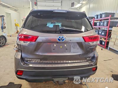 Zdjęcie 6 z 14 samochodu: 2019 TOYOTA HIGHLANDER HYBRID XLE VIN:5TDJGRFH4KS059456 - miniatura