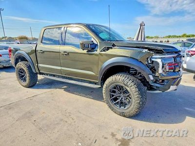 Czwarte zdjęcie samochodu z boku: 2026 FORD F150 RAPTOR VIN:1FTFW1RG0TFA43981 - miniatura