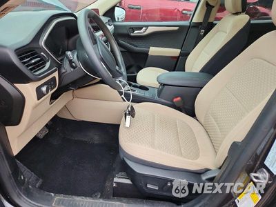 Zdjęcie 7 z 13 samochodu: 2020 FORD ESCAPE SE VIN:1FMCU9G69LUC32198 - miniatura