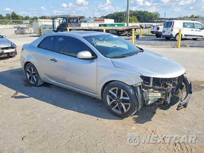 Czwarte zdjęcie samochodu z boku: 2010 KIA FORTE KOUP SX VIN:KNAFW6A33A5259510 - miniatura