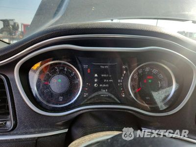 Zdjęcie 9 z 12 samochodu: 2017 DODGE CHALLENGER SXT VIN:2C3CDZAG4HH640354 - miniatura