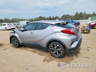 Drugie zdjęcie samochodu z przodu: 2018 TOYOTA C-HR XLE VIN:NMTKHMBX6JR001279 - miniatura