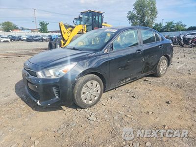 2020 KIA RIO S 3KPA24AD8LE317074 - główne zdjęcie licytacji z USA - miniatura