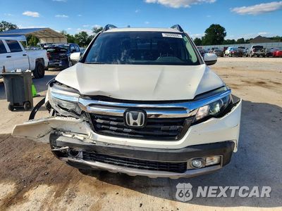 Piąte zdjęcie samochodu w środku: 2017 HONDA RIDGELINE RTL VIN:5FPYK3F73HB036076 - miniatura