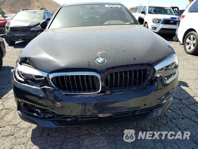 Piąte zdjęcie samochodu w środku: 2019 BMW 530E VIN:WBAJA9C58KB388368 - miniatura