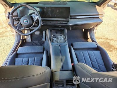 Zdjęcie 8 z 13 samochodu: 2024 BMW 530 I VIN:WBA43FJ01RCS35817 - miniatura