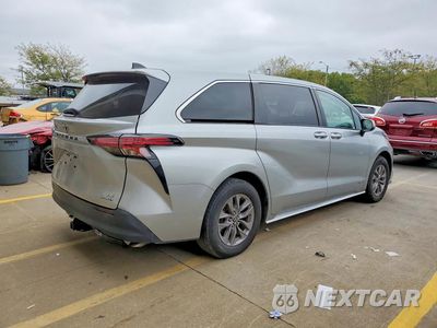 Trzecie zdjęcie samochodu z tyłu: 2021 TOYOTA SIENNA LE VIN:5TDKRKEC7MS051723 - miniatura
