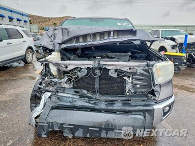 Piąte zdjęcie samochodu w środku: 2016 TOYOTA TUNDRA SR5 VIN:5TFDW5F15GX536781 - miniatura