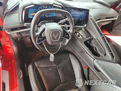 Zdjęcie 8 z 12 samochodu: 2022 CHEVROLET CORVETTE STINGRAY 3LT VIN:1G1YC3D48N5111407 - miniatura