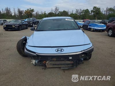 Piąte zdjęcie samochodu w środku: 2025 HYUNDAI ELANTRA N BASE VIN:KMHLW4DK1SU023910 - miniatura