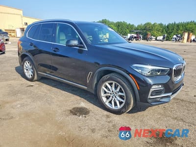 Czwarte zdjęcie samochodu z boku: 2021 BMW X5 XDRIVE40I VIN:5UXCR6C07M9E35005 - miniatura
