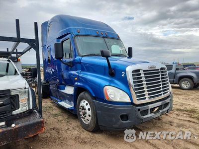 Czwarte zdjęcie samochodu z boku: 2017 FREIGHTLINER CASCADIA 125 SEMI TRUCK VIN:3AKJGLDR3HSHW5269 - miniatura