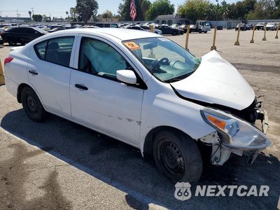 Czwarte zdjęcie samochodu z boku: 2017 NISSAN VERSA 1.6 S PLUS VIN:3N1CN7AP0HL849324 - miniatura