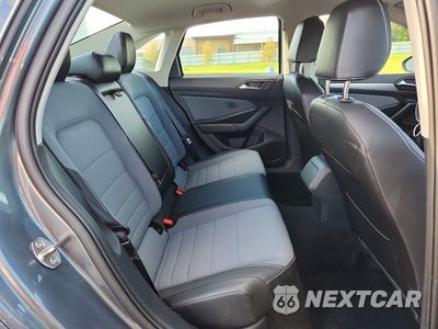 Zdjęcie 10 z 13 samochodu: 2025 VOLKSWAGEN JETTA SE VIN:3VW7X7BU7SM082955 - miniatura