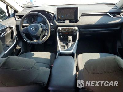 Zdjęcie 8 z 14 samochodu: 2024 TOYOTA RAV4 XLE VIN:2T3W1RFV2RW347644 - miniatura