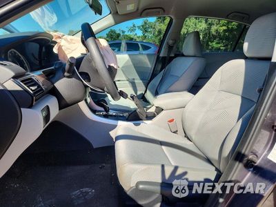 Zdjęcie 7 z 12 samochodu: 2017 HONDA ACCORD LX VIN:1HGCR2F37HA219819 - miniatura