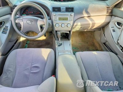 Zdjęcie 8 z 12 samochodu: 2010 TOYOTA CAMRY LE VIN:4T1BF3EK1AU081437 - miniatura