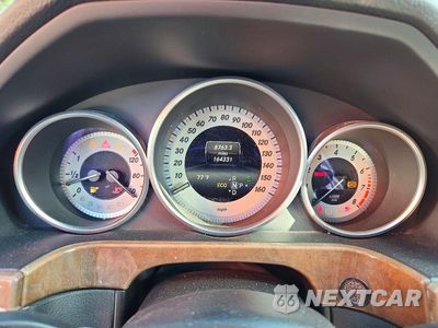 Zdjęcie 9 z 12 samochodu: 2014 MERCEDES-BENZ E 350 VIN:WDDHF5KB6EA786861 - miniatura