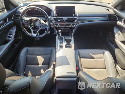 Zdjęcie 8 z 12 samochodu: 2019 HONDA ACCORD SPORT VIN:1HGCV1F34KA012852 - miniatura