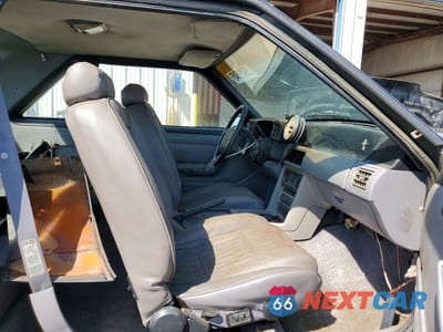 Zdjęcie 7 z 12 samochodu: 1991 FORD MUSTANG LX VIN:1FACP41M7MF182290 - miniatura