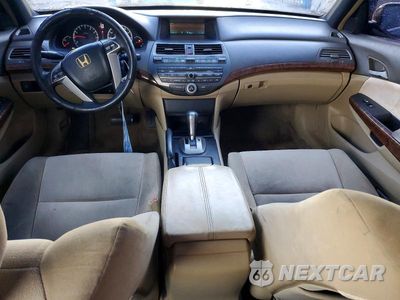 Zdjęcie 8 z 13 samochodu: 2008 HONDA ACCORD EXL VIN:1HGCP26848A087782 - miniatura