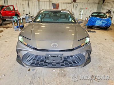 Piąte zdjęcie samochodu w środku: 2025 TOYOTA CAMRY SE VIN:4T1DBADK2SU500570 - miniatura