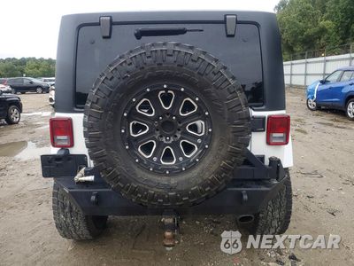 Zdjęcie 6 z 13 samochodu: 2012 JEEP WRANGLER SAHARA VIN:1C4AJWBG4CL253971 - miniatura