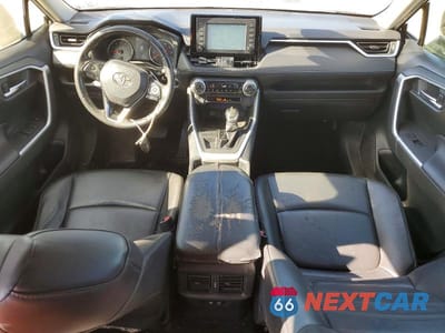 Zdjęcie 8 z 13 samochodu: 2019 TOYOTA RAV4 XLE PREMIUM VIN:JTMC1RFVXKJ002417 - miniatura
