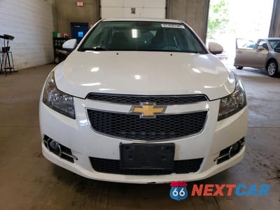 Piąte zdjęcie samochodu w środku: 2014 CHEVROLET CRUZE LT VIN:1G1PC5SB8E7452688 - miniatura