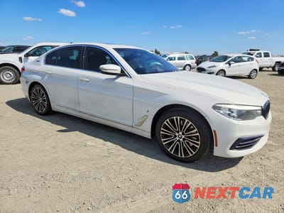 Czwarte zdjęcie samochodu z boku: 2019 BMW 530E VIN:WBAJA9C56KB388451 - miniatura