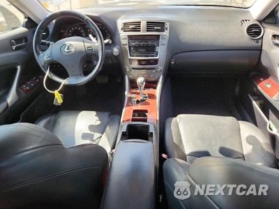 Zdjęcie 8 z 12 samochodu: 2008 LEXUS IS 250 BASE VIN:JTHBK262382082747 - miniatura