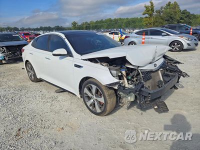Czwarte zdjęcie samochodu z boku: 2016 KIA OPTIMA SX VIN:5XXGW4L20GG014958 - miniatura
