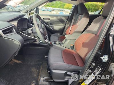 Zdjęcie 7 z 13 samochodu: 2025 TOYOTA COROLLA CROSS HYBRID NIGHTSHADE VIN:7MUFBABG6SV086151 - miniatura