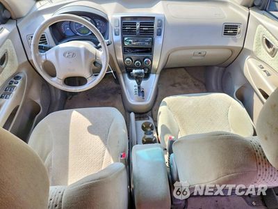 Zdjęcie 8 z 13 samochodu: 2005 HYUNDAI TUCSON GLS VIN:KM8JN12D45U068406 - miniatura