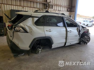 Trzecie zdjęcie samochodu z tyłu: 2025 TOYOTA RAV4 XLE PREMIUM VIN:2T3C1RFV2SW402098 - miniatura