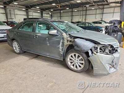 Czwarte zdjęcie samochodu z boku: 2012 TOYOTA CAMRY XLE V6 VIN:4T1BK1FK1CU517303 - miniatura