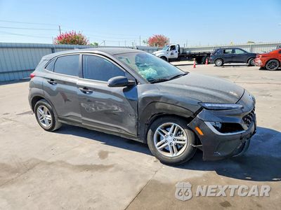 Czwarte zdjęcie samochodu z boku: 2023 HYUNDAI KONA SE VIN:KM8K2CAB7PU049473 - miniatura